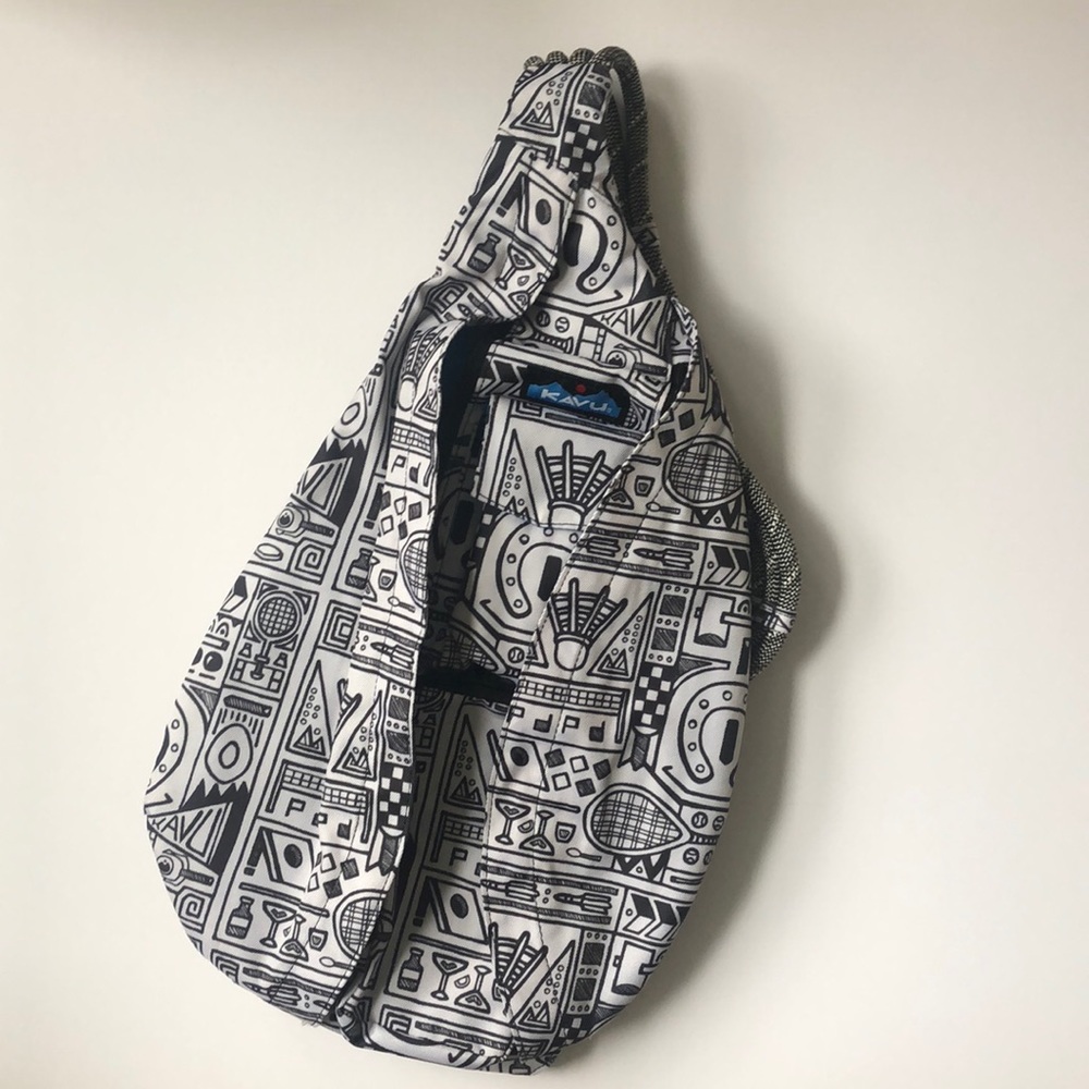 NWOT KAVU LARGE SLING BAG